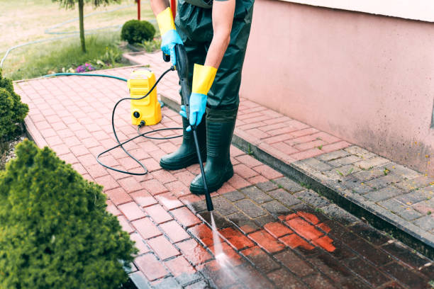 Why Choose Our Certified Pressure Washing Experts for Your Project Needs in Encinitas, CA?